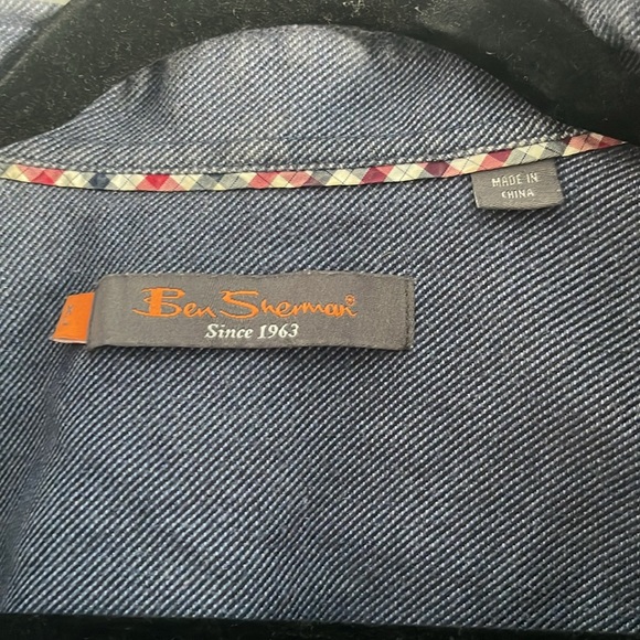 Ben Sherman Men’s Button Down - Picture 2 of 2